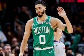 九游-包含塔图姆连续五场比赛得分超过挺进下一轮，美国队挑战极限！的词条